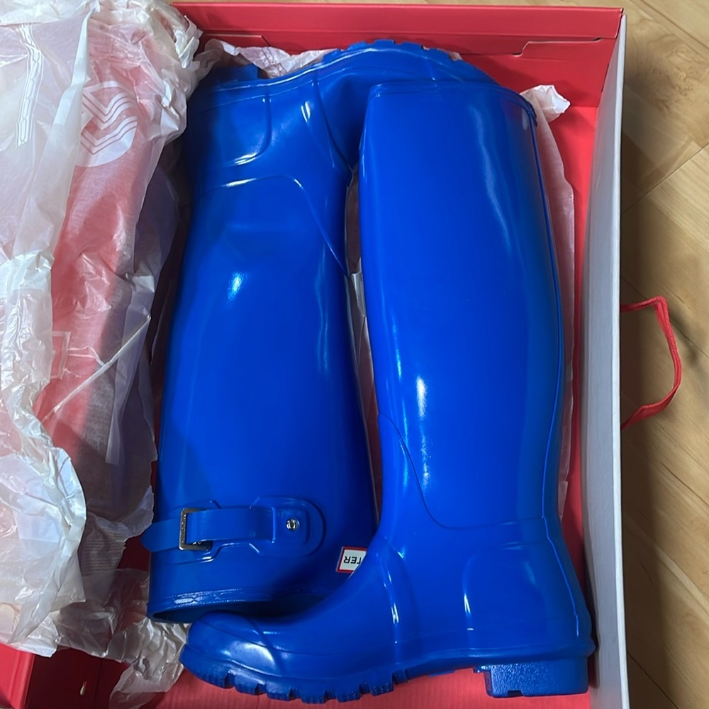 Rain boots